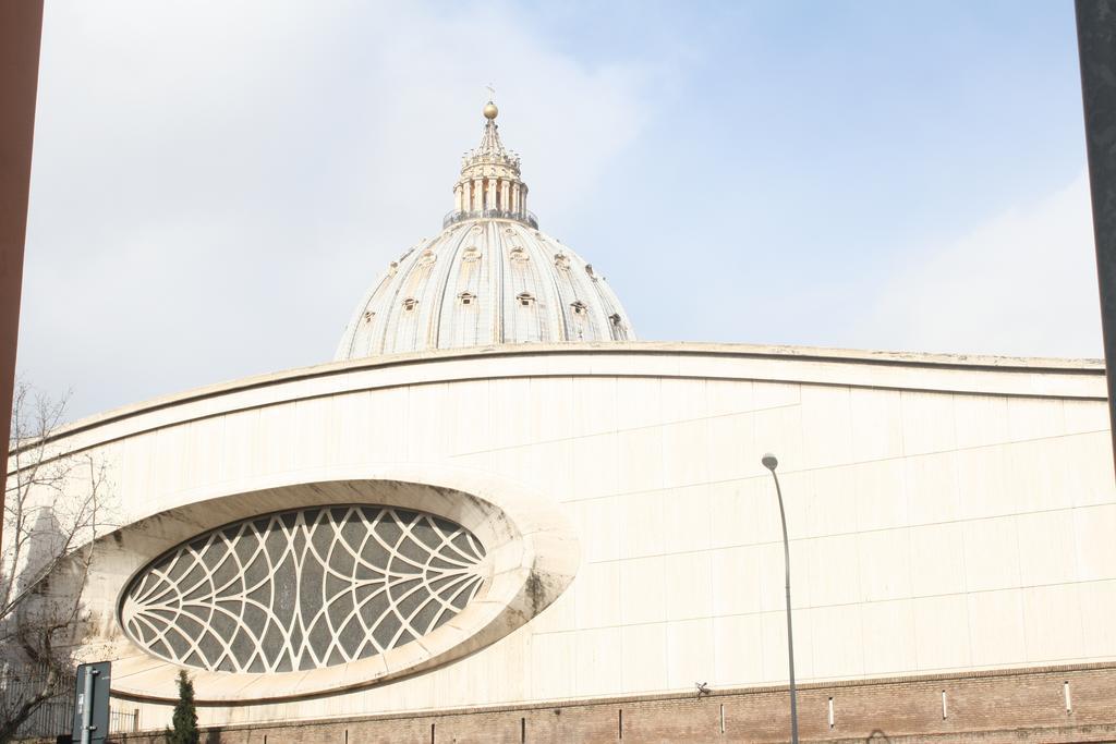 MJ Roma San Pietro Guesthouse Exterior foto