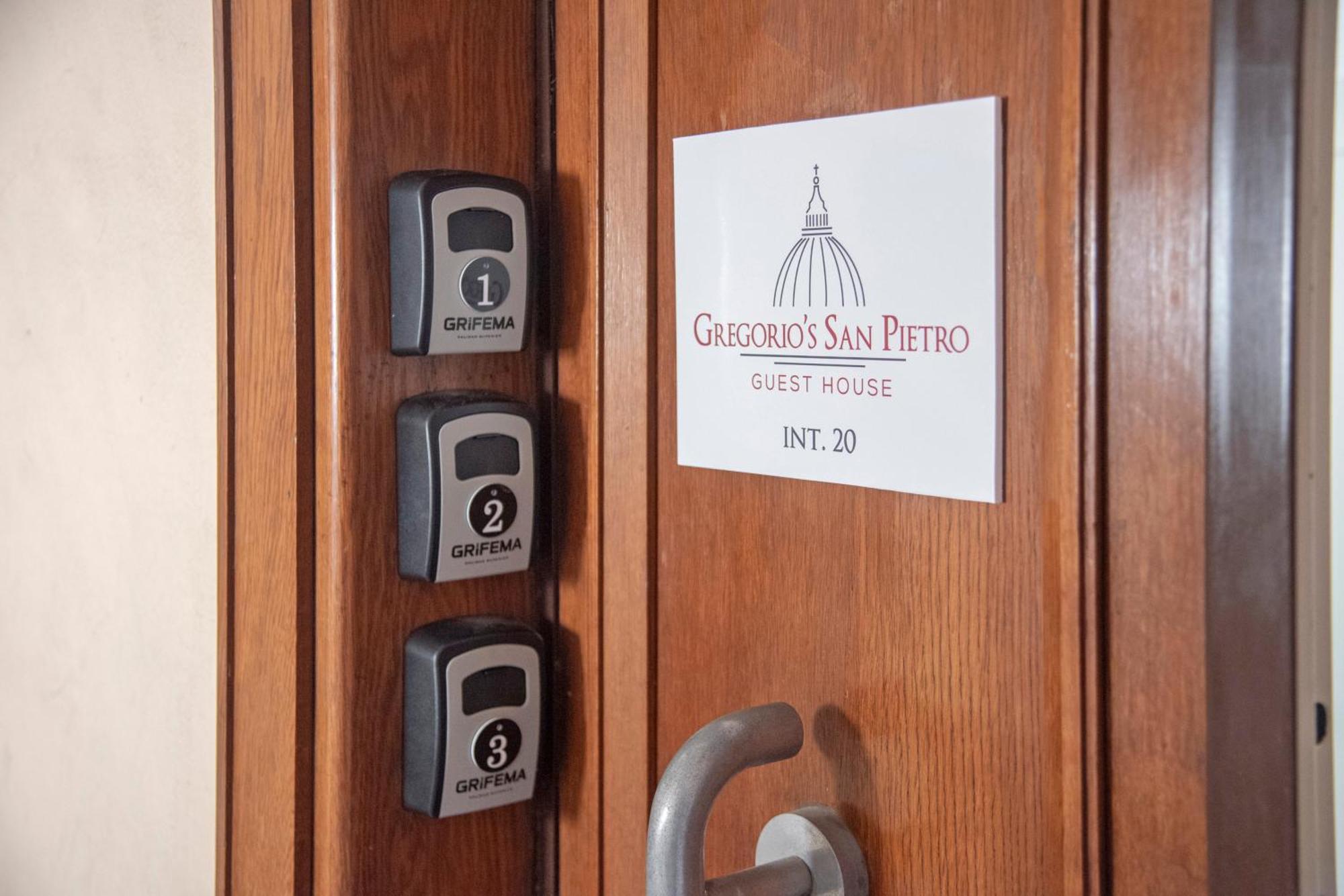 MJ Roma San Pietro Guesthouse Exterior foto